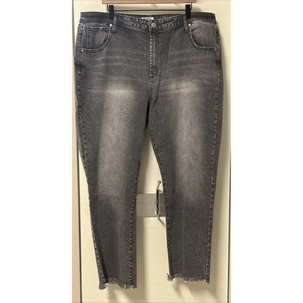 Juicy Couture Women Plus‎ Size 22W High Rise Straight Jeans Raw Hem Gray Marble